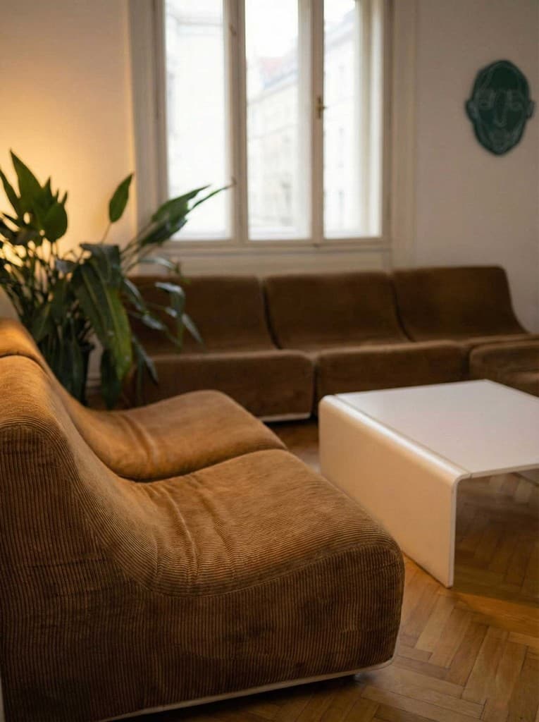 Lounge-Bereich im 404MEDIA Büro
